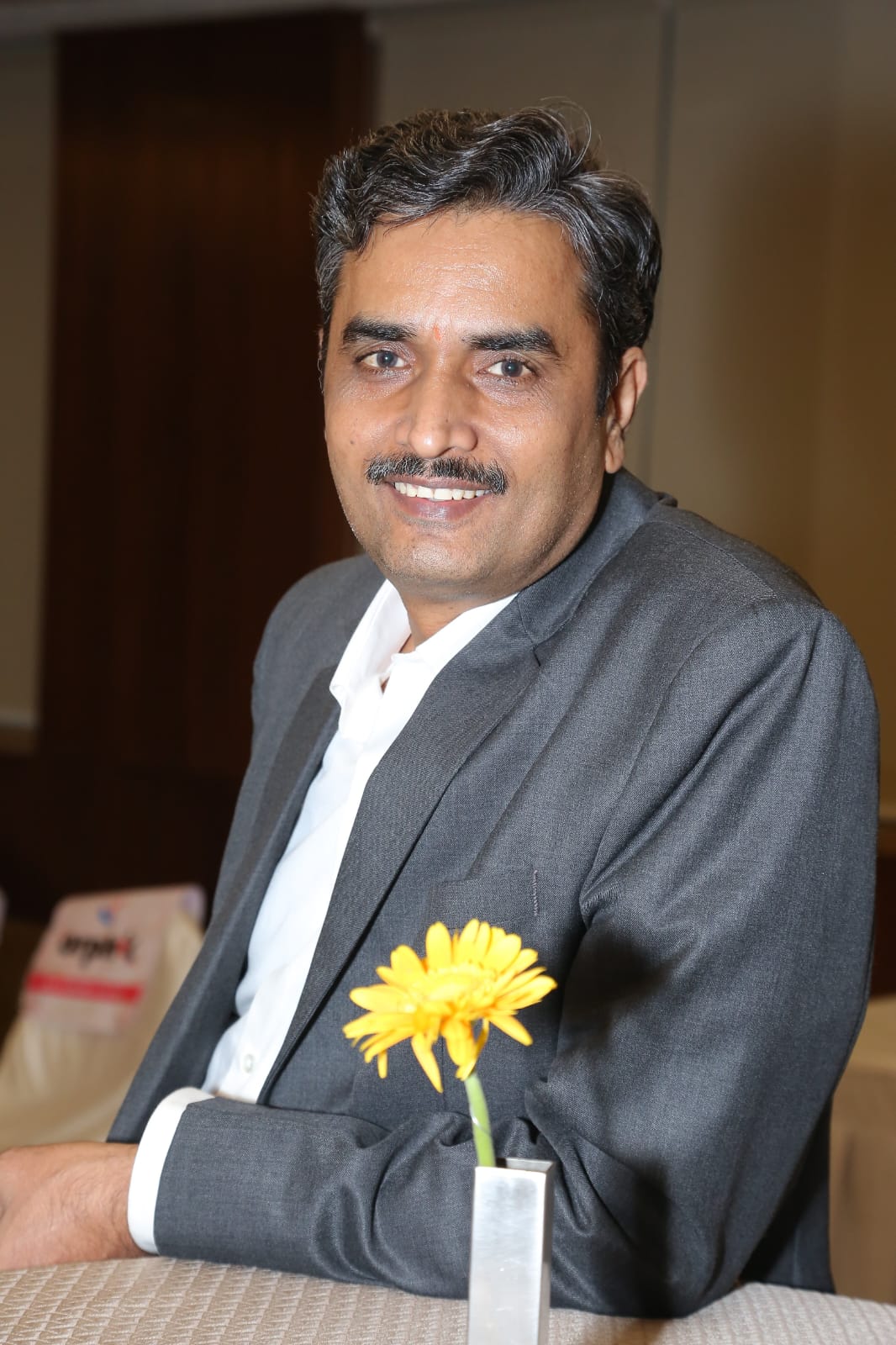 Dr. Praveen
